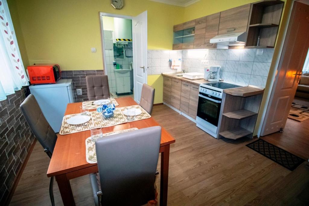 Krisztina Apartman 나지카니자 외부 사진